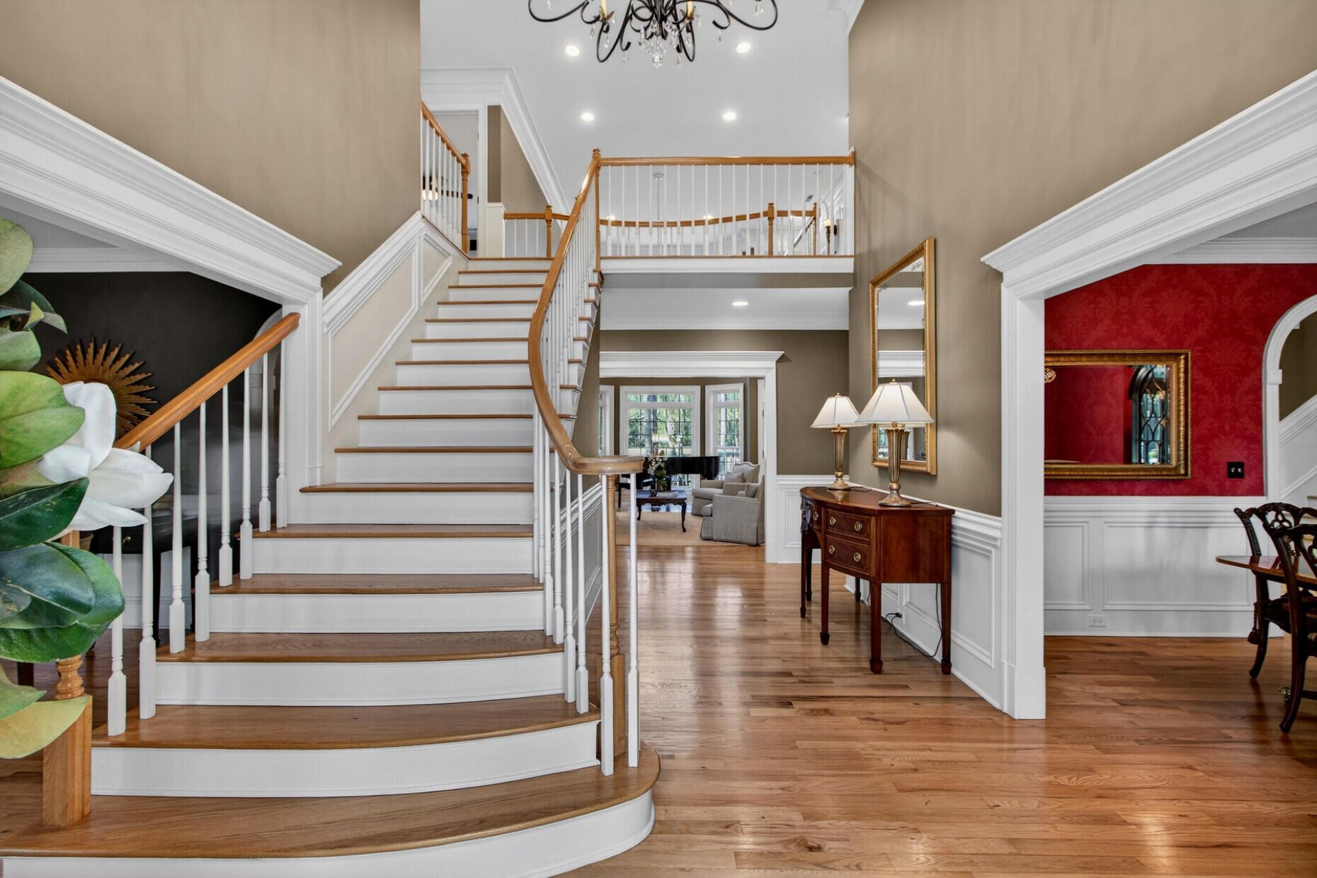 2992 Pignatelli Crescent Photo 9