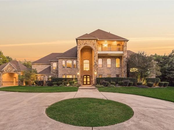 1616 Promontory Drive, Cedar Hill, TX 75104