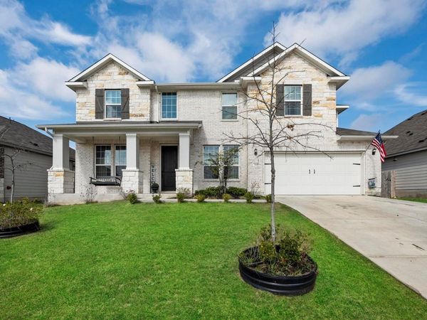 311 Bear Oak ST, Hutto, TX 78634