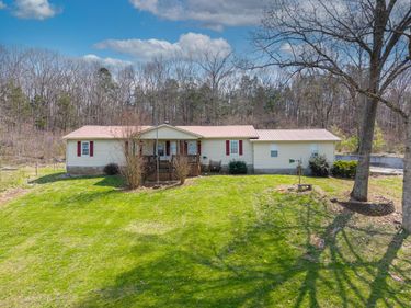545 Lewis Bray Road, Burnside, KY 42519