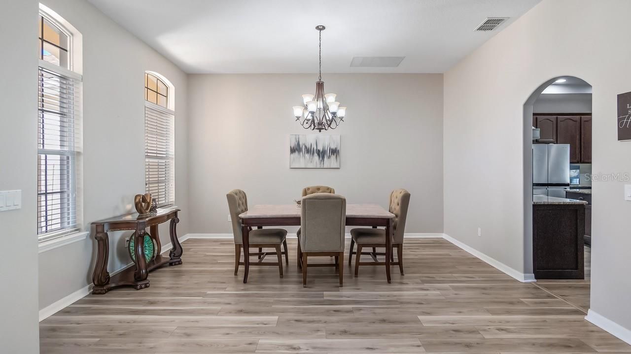 7351 Spring Mountain Lane, Yalaha, FL 34797 Photo