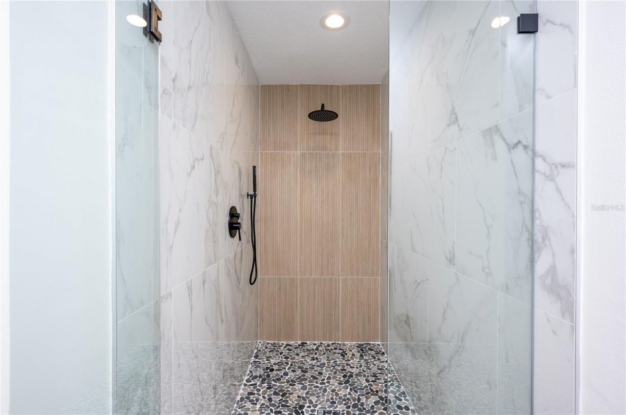 14817 Farnham Way, Tampa, FL 33624 Photo