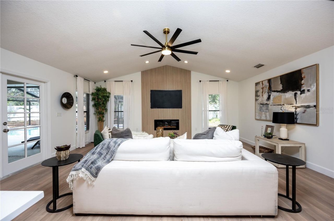 14817 Farnham Way, Tampa, FL 33624 Photo