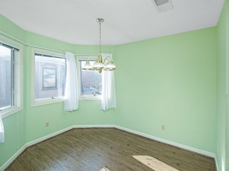 5261 N Bend, Unit 9-1, Green Township, OH 45247 Photo 7