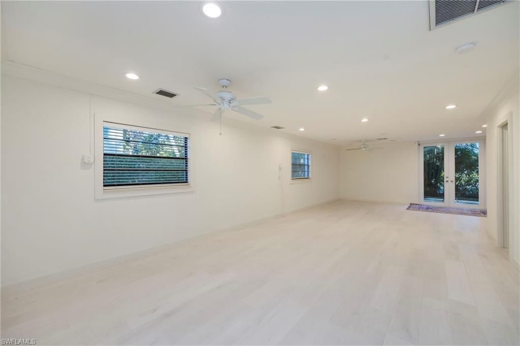 1225 Sandpiper St, Naples, FL 34102 Photo