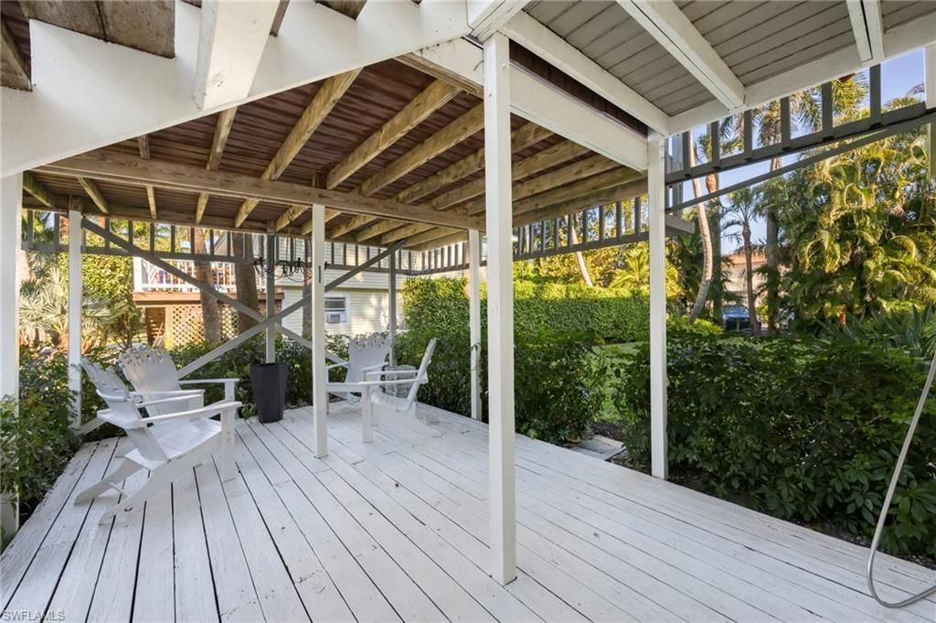 1225 Sandpiper St, Naples, FL 34102 Photo