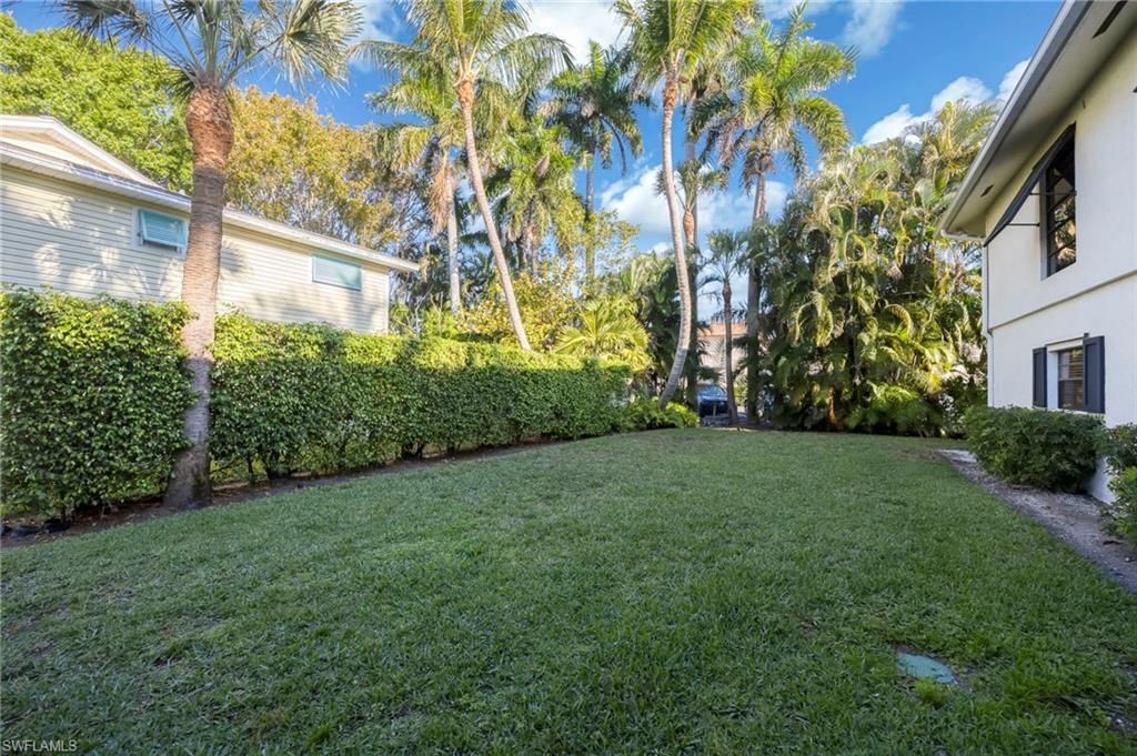 1225 Sandpiper St, Naples, FL 34102 Photo