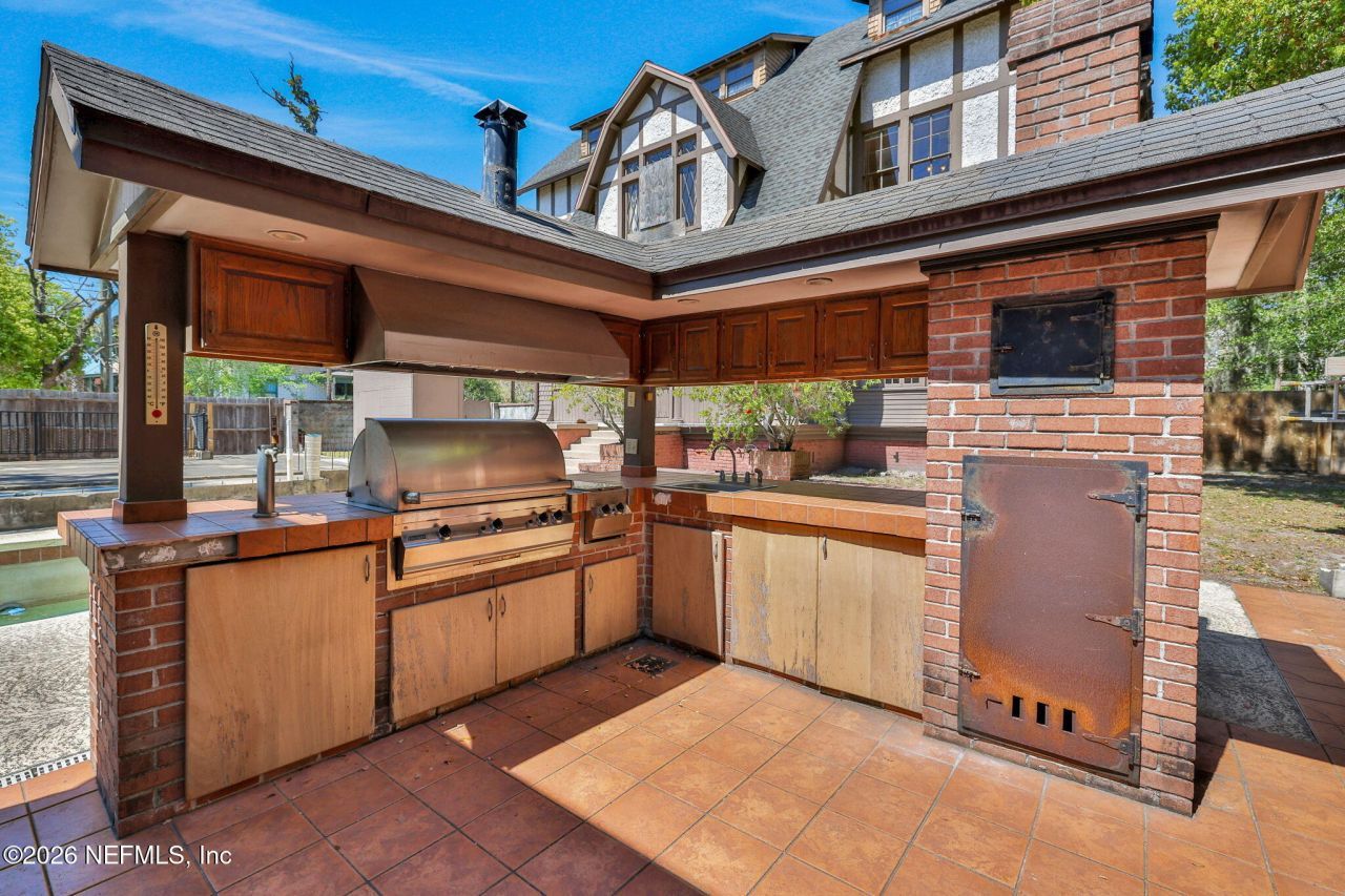 2160 Oak Street, Jacksonville, FL 32204 Photo