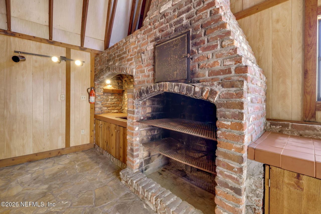 2160 Oak Street, Jacksonville, FL 32204 Photo