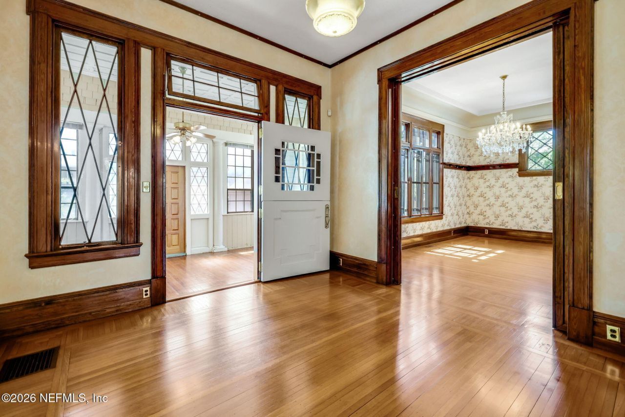 2160 Oak Street, Jacksonville, FL 32204 Photo