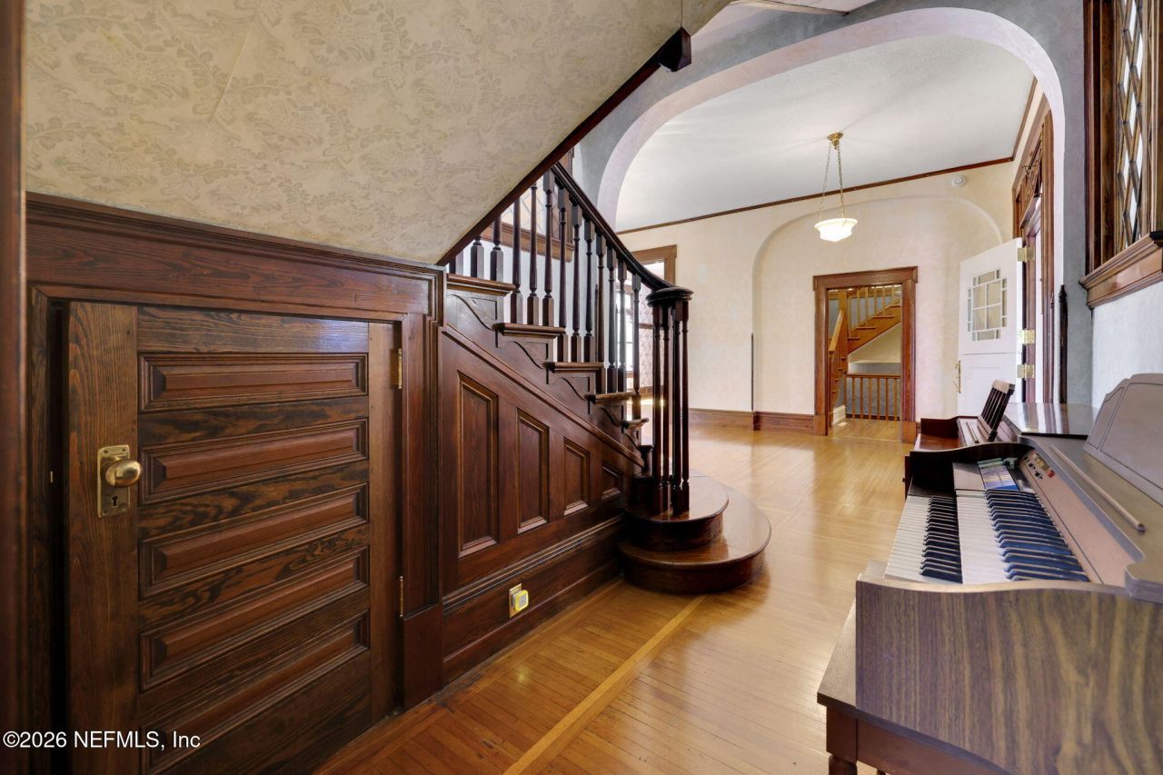 2160 Oak Street, Jacksonville, FL 32204 Photo