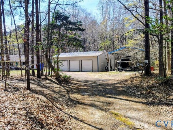 9514 Squirrel Level Road, Petersburg, VA 23803