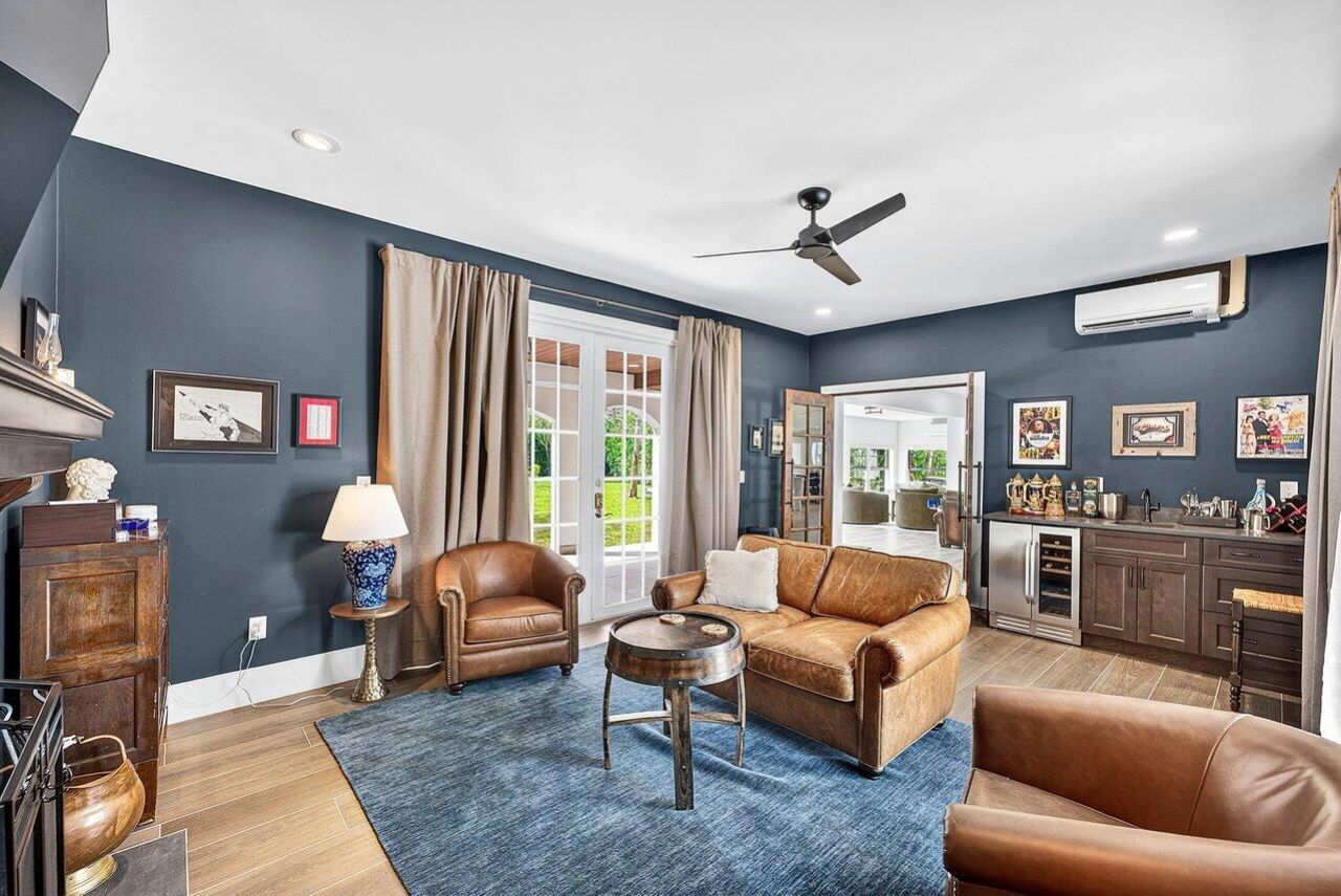 321 SW 1st Avenue, Boynton Beach, FL 33435 Photo