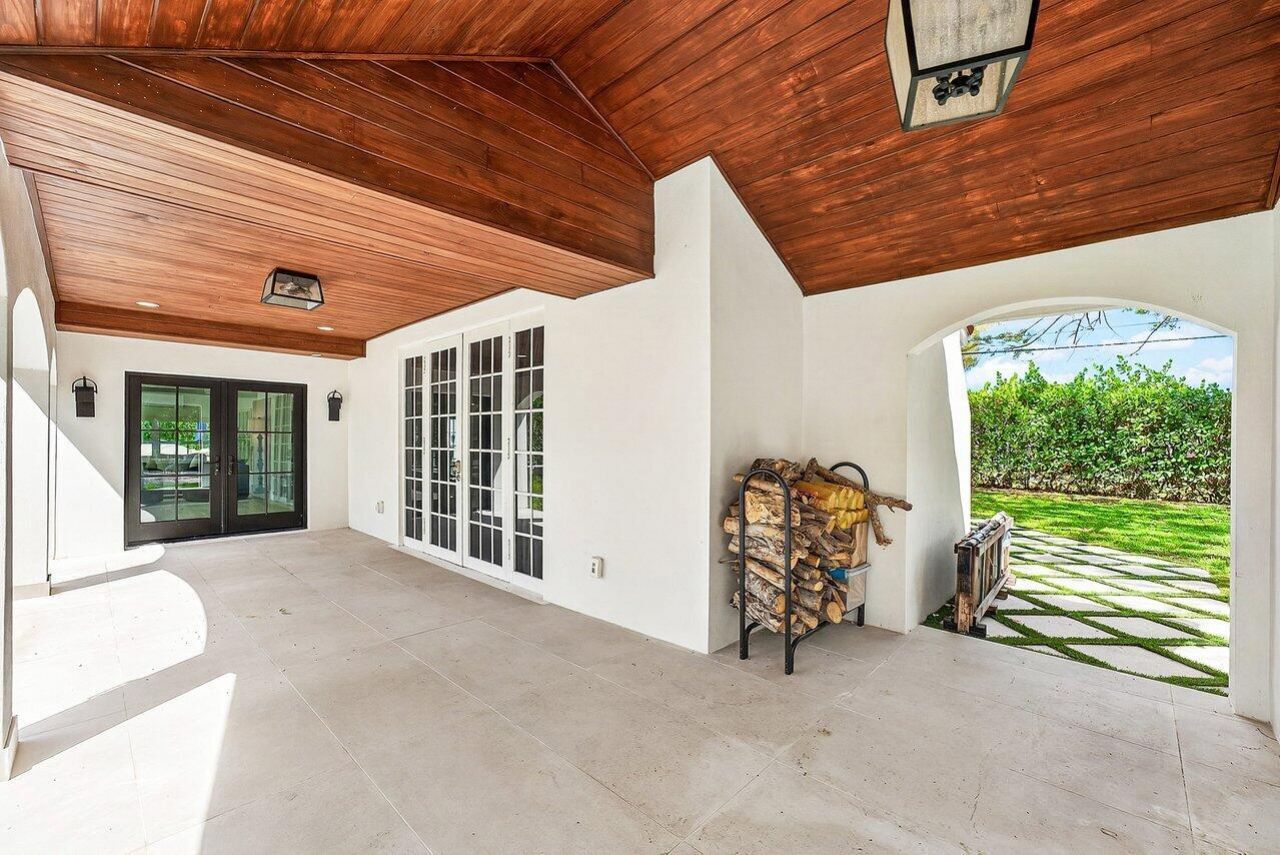 321 SW 1st Avenue, Boynton Beach, FL 33435 Photo