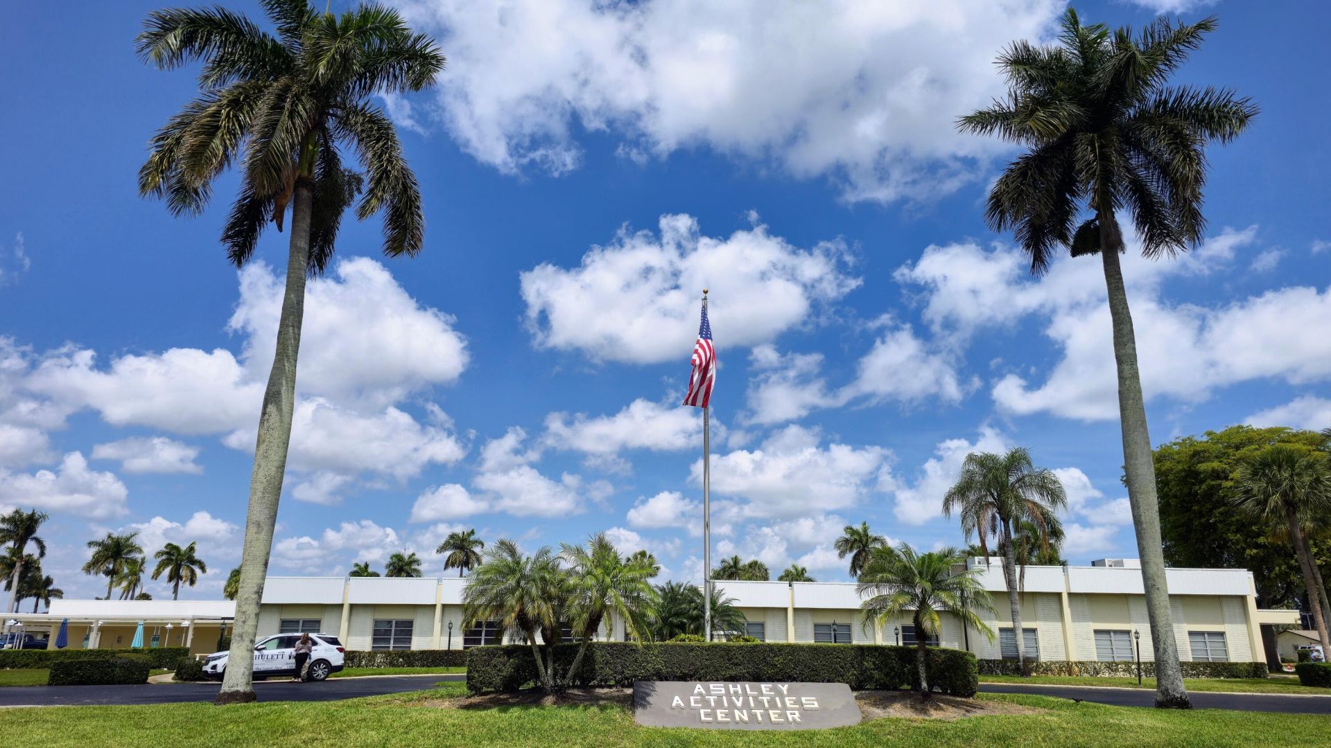 2800 Ashley Drive E, Unit B, West Palm Beach, FL 33415 Photo