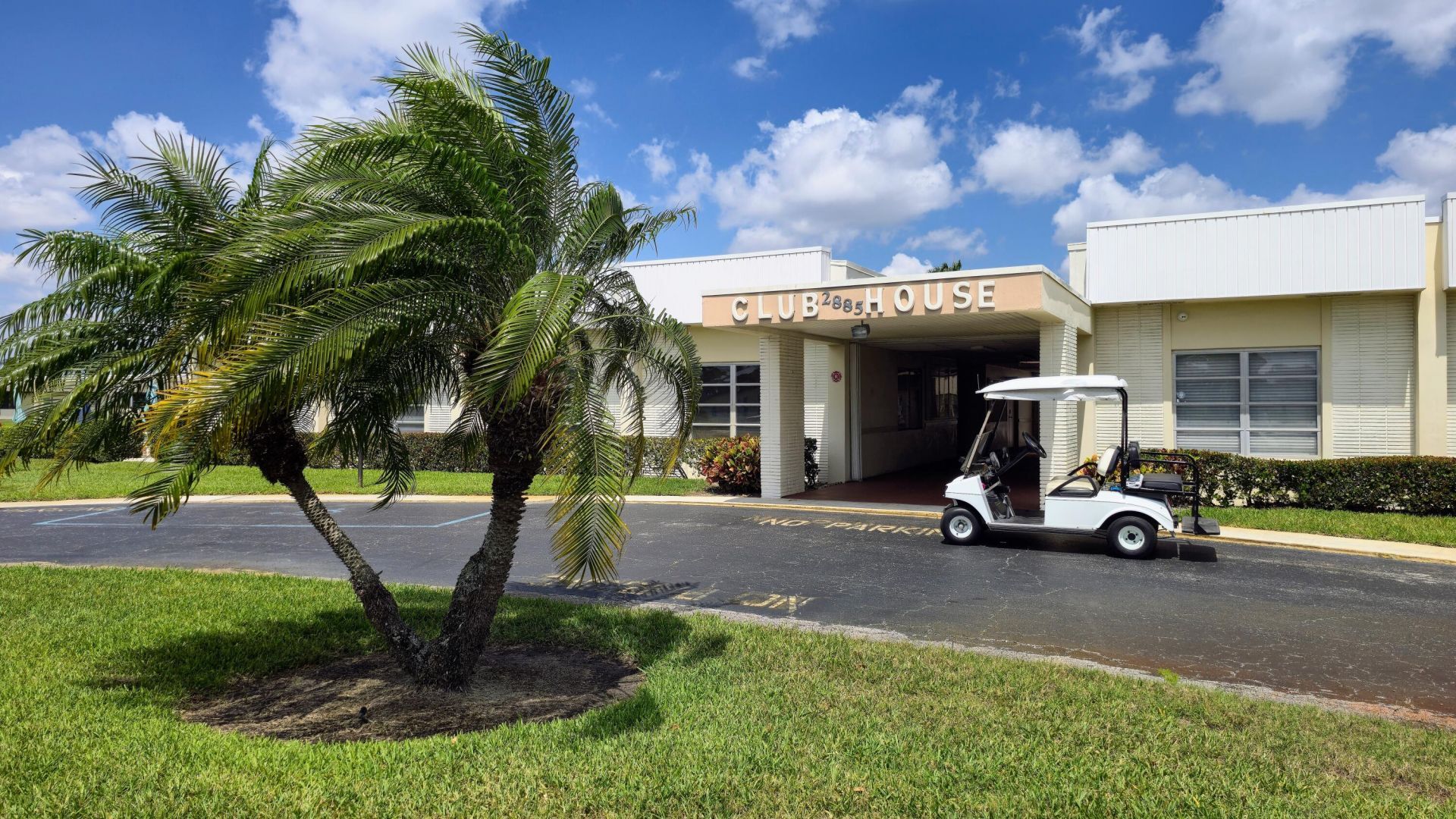 2800 Ashley Drive E, Unit B, West Palm Beach, FL 33415 Photo