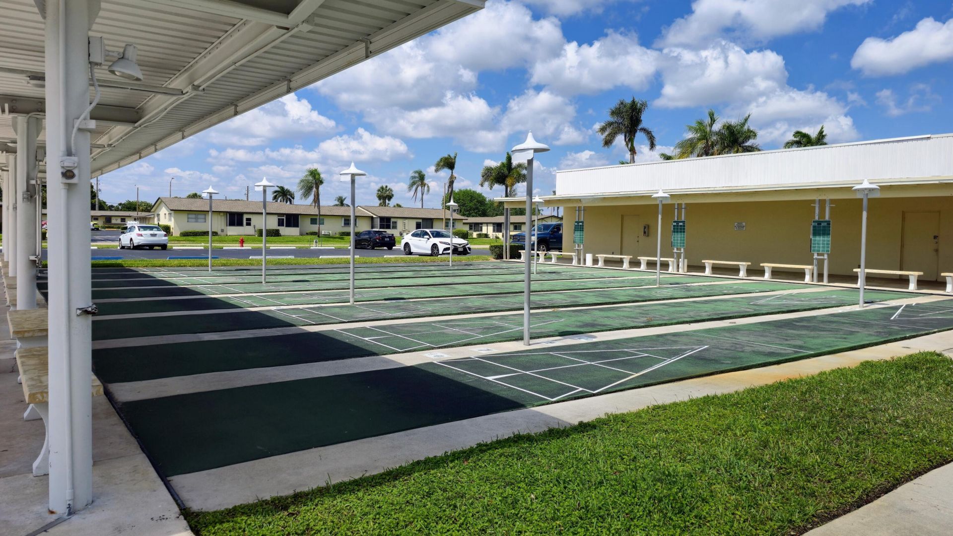 2800 Ashley Drive E, Unit B, West Palm Beach, FL 33415 Photo