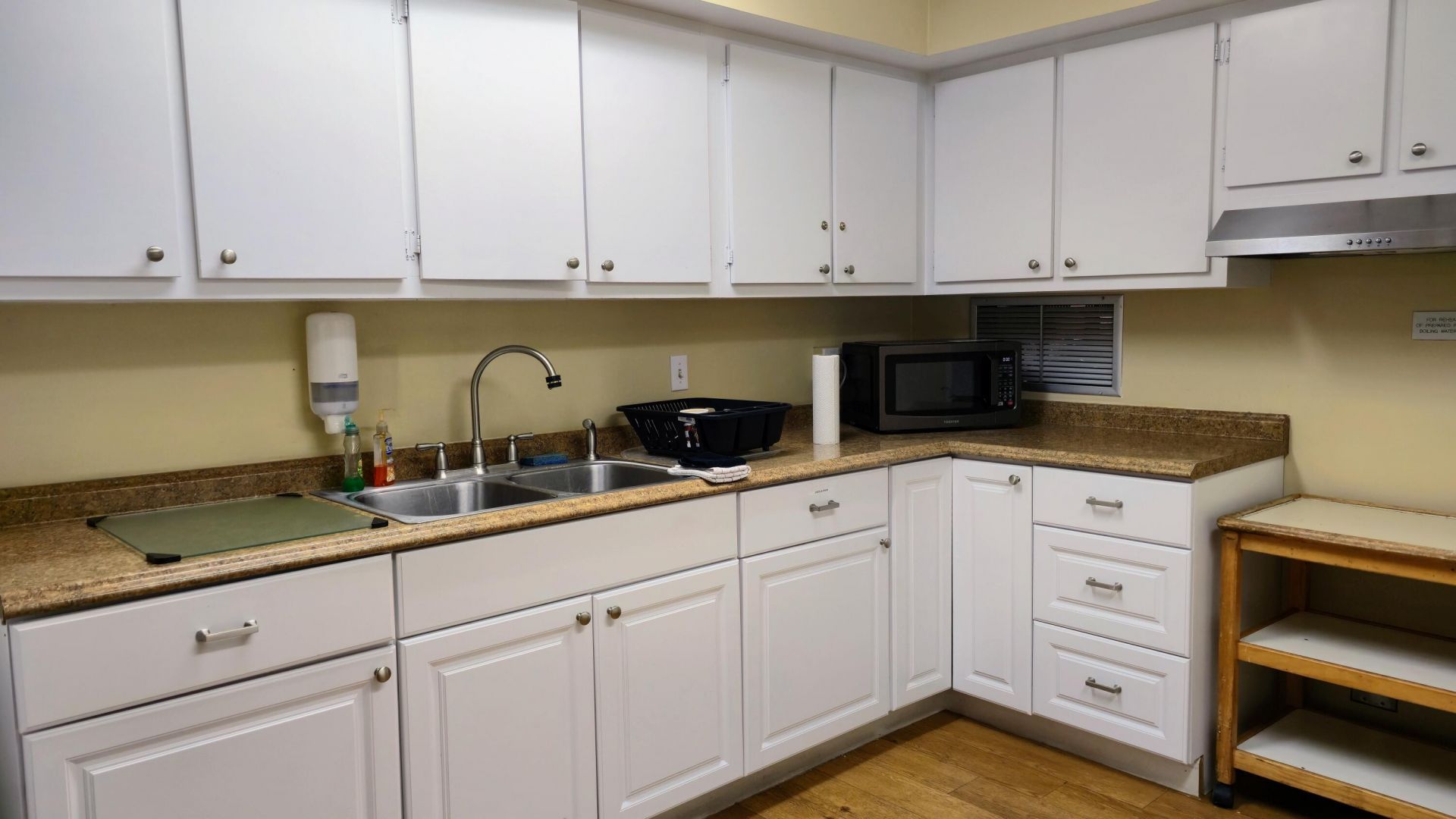 2800 Ashley Drive E, Unit B, West Palm Beach, FL 33415 Photo