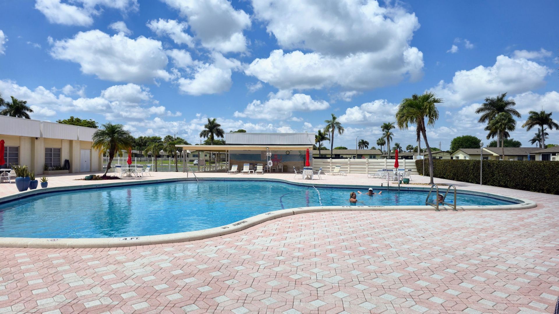 2800 Ashley Drive E, Unit B, West Palm Beach, FL 33415 Photo