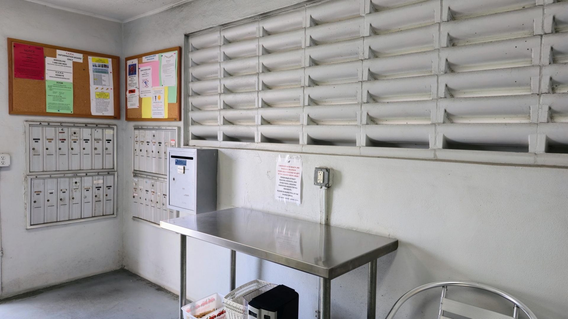 2800 Ashley Drive E, Unit B, West Palm Beach, FL 33415 Photo