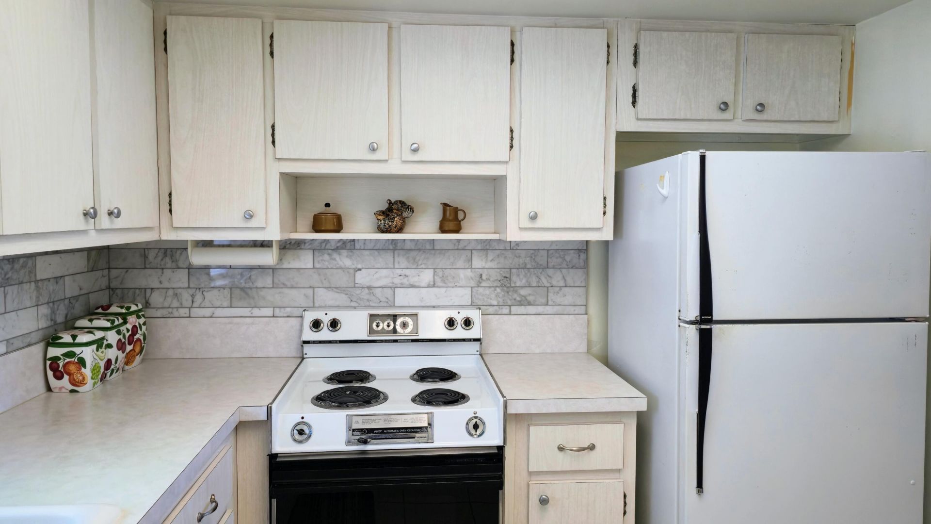 2800 Ashley Drive E, Unit B, West Palm Beach, FL 33415 Photo