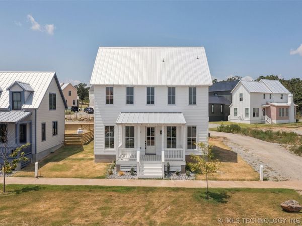 39 Lower Greenway, Carlton Landing, OK 74432