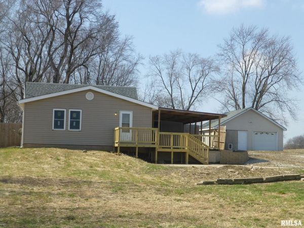15745 Tice Road, Petersburg, IL 62675