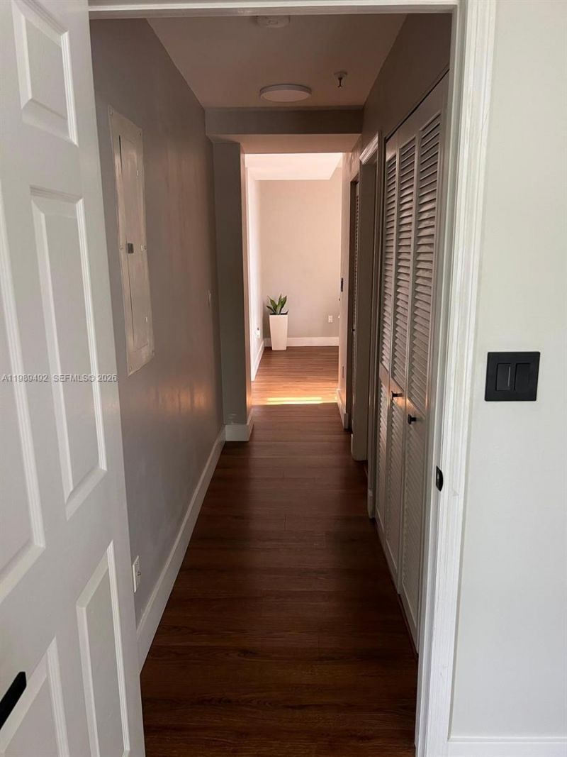 9755 NW 52nd St , Unit 216, Doral, FL 33178 Photo