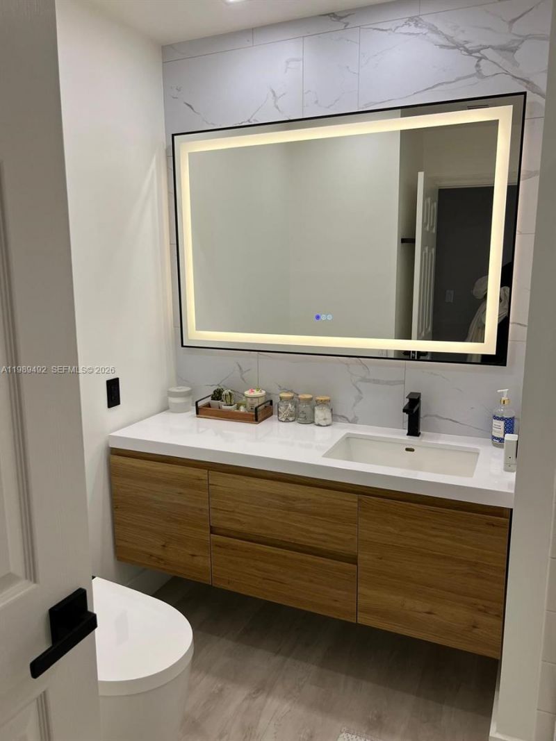 9755 NW 52nd St , Unit 216, Doral, FL 33178 Photo