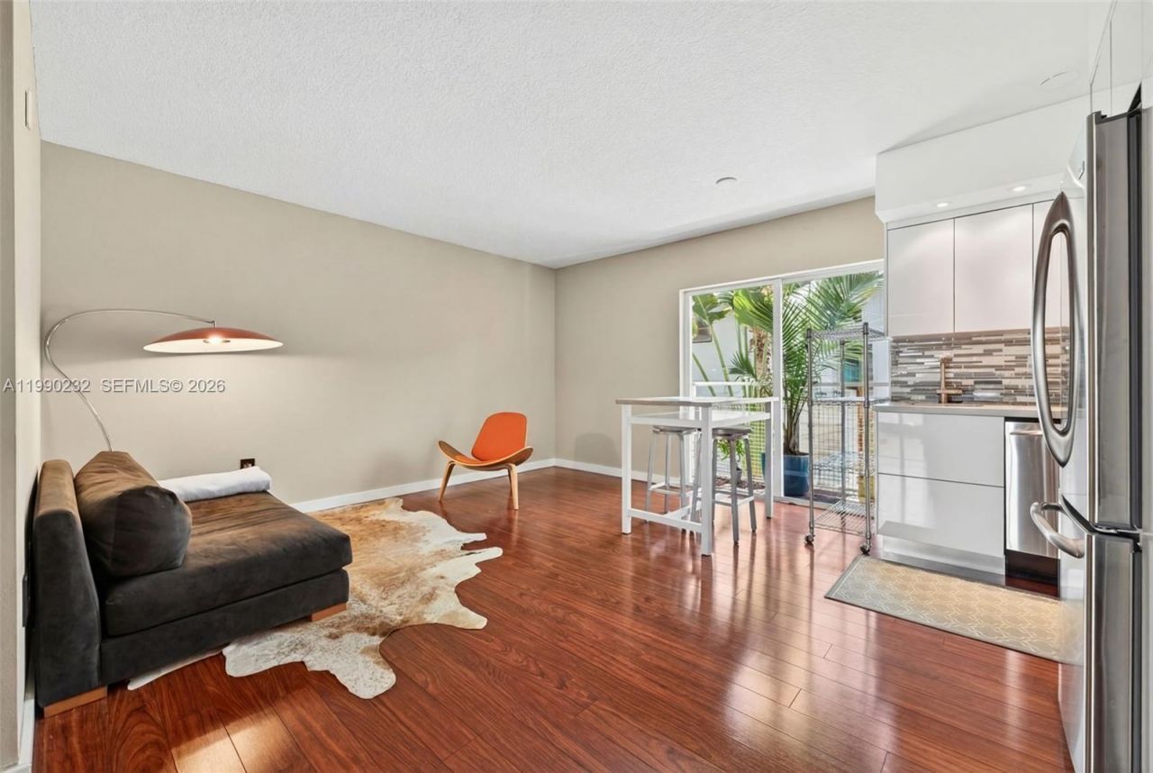 630 85th St, Unit 104, Miami Beach, FL 33141 Photo