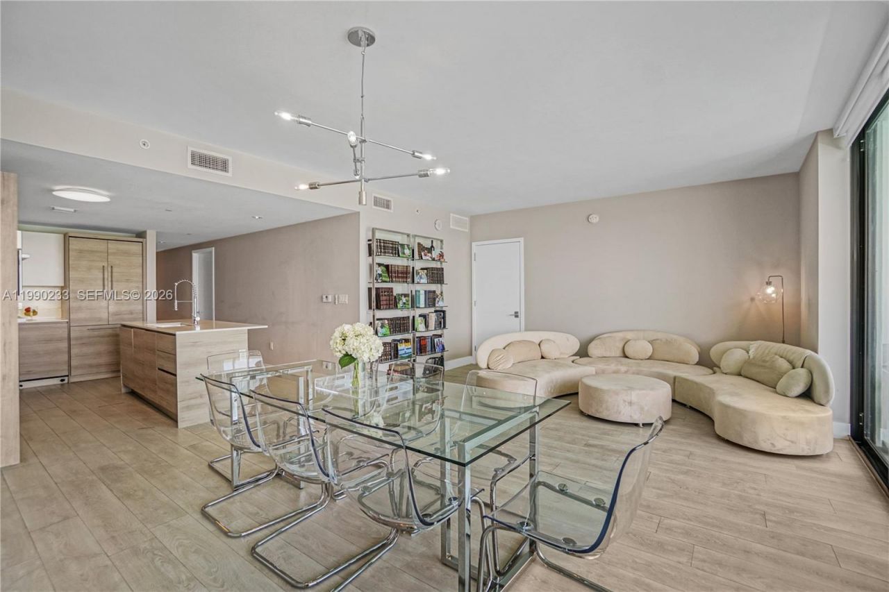 10201 E Bay Harbour, Unit 601, Bay Harbor Islands, FL 33154 Photo