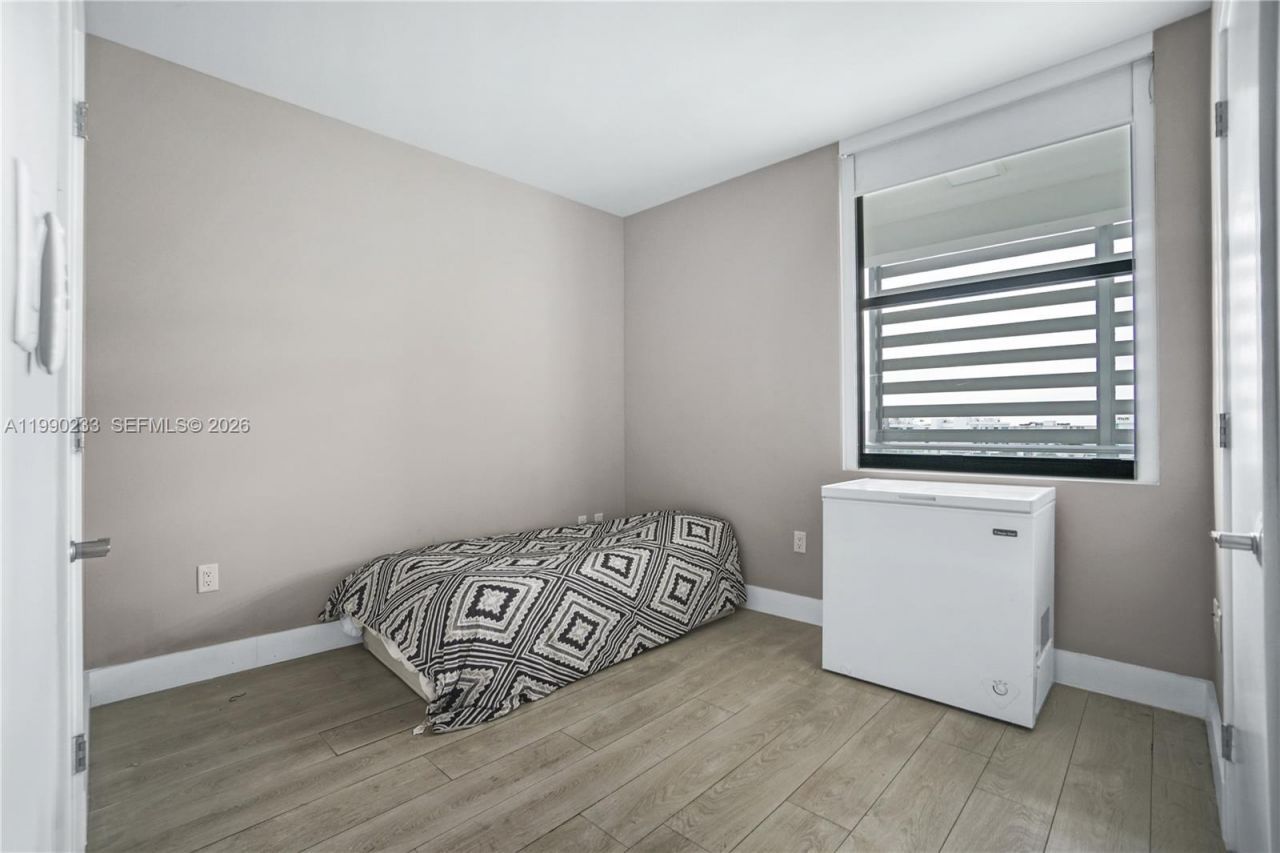 10201 E Bay Harbour, Unit 601, Bay Harbor Islands, FL 33154 Photo