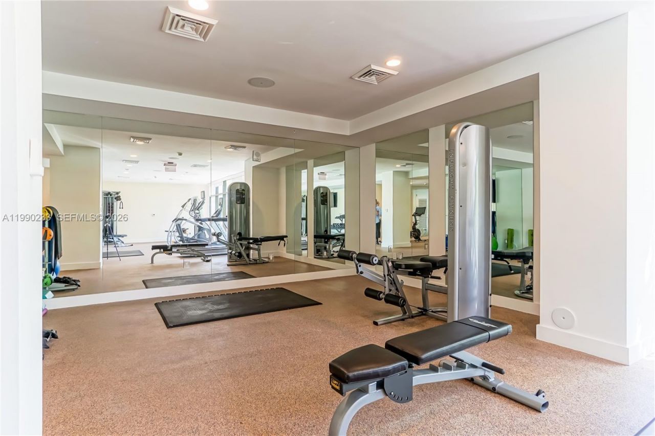 10201 E Bay Harbour, Unit 601, Bay Harbor Islands, FL 33154 Photo