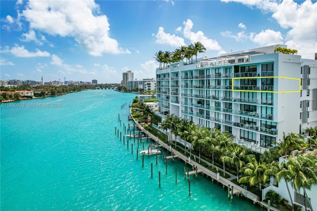 10201 E Bay Harbour, Unit 601, Bay Harbor Islands, FL 33154 Photo