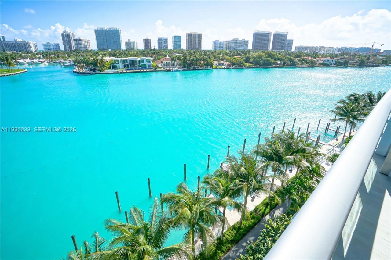 10201 E Bay Harbour, Unit 601, Bay Harbor Islands, FL 33154 Photo