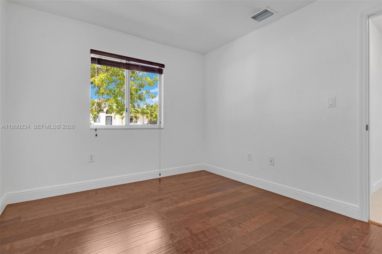 9264 SW 209th Ter, Cutler Bay, FL 33189 Photo