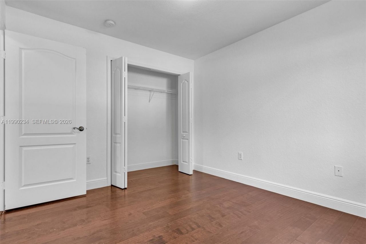 9264 SW 209th Ter, Cutler Bay, FL 33189 Photo