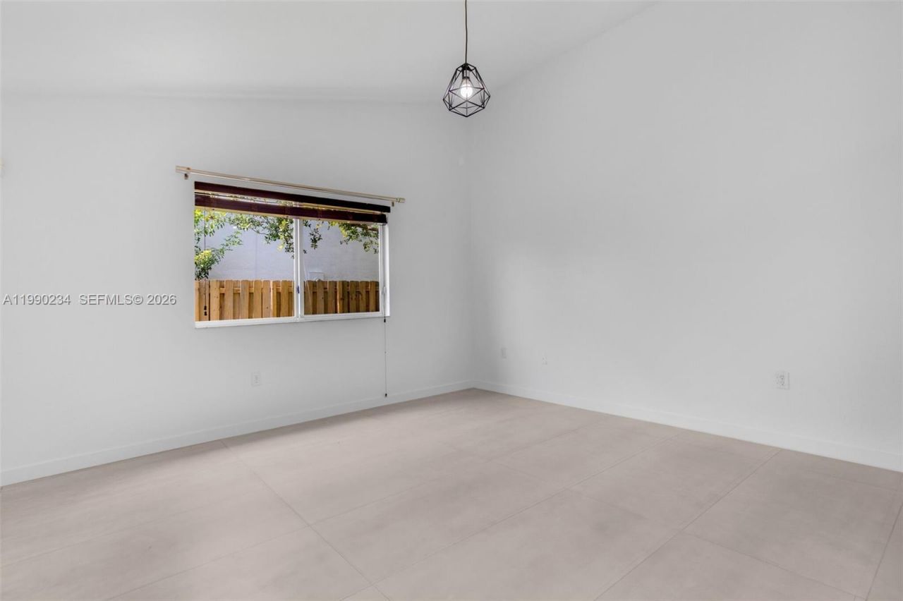 9264 SW 209th Ter, Cutler Bay, FL 33189 Photo