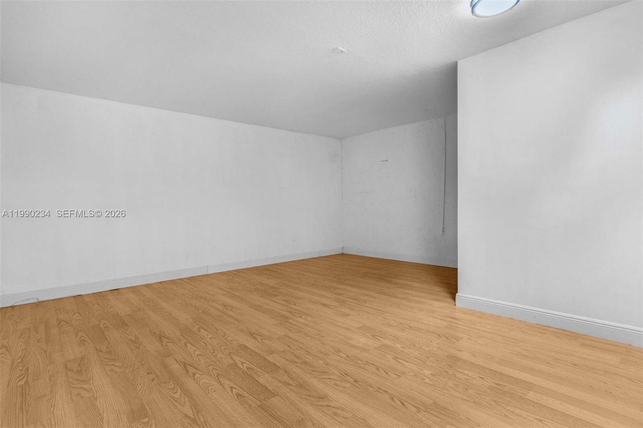 9264 SW 209th Ter, Cutler Bay, FL 33189 Photo