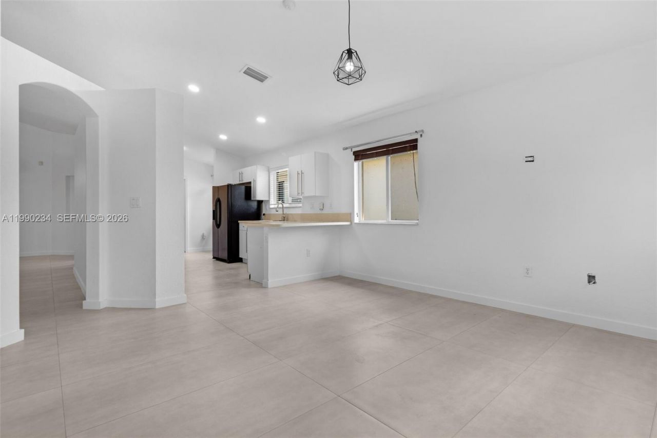 9264 SW 209th Ter, Cutler Bay, FL 33189 Photo