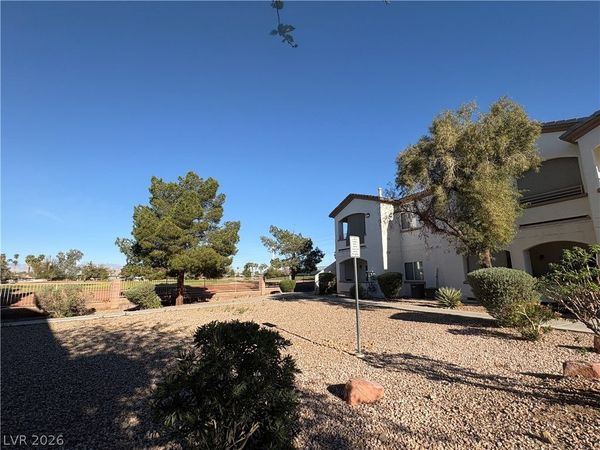 5655 E Sahara Avenue , Unit 1020, Las Vegas, NV 89142