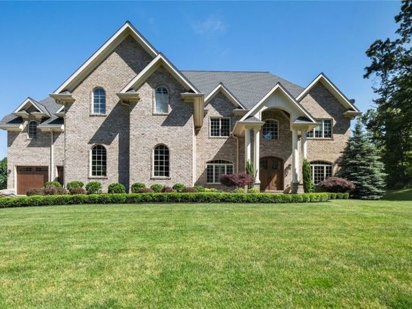 103 Silver Pines Drive, Gibsonia, PA 15044