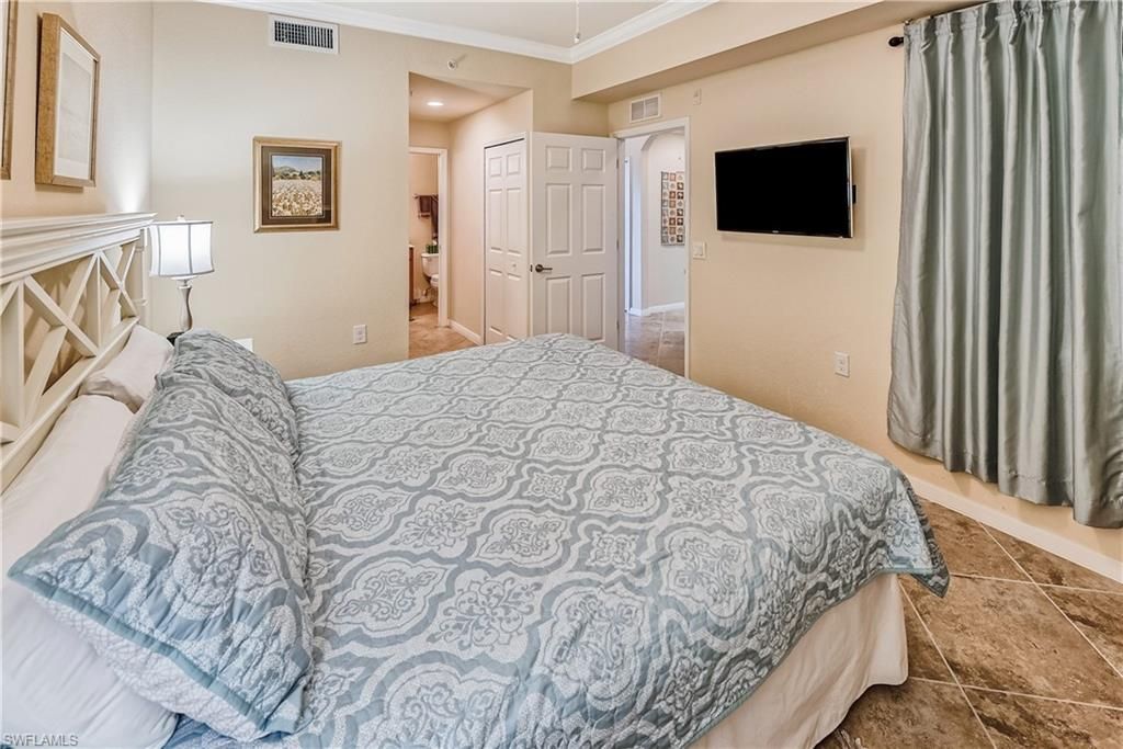 9735 Acqua Ct, Unit 622, Naples, FL 34113 Photo