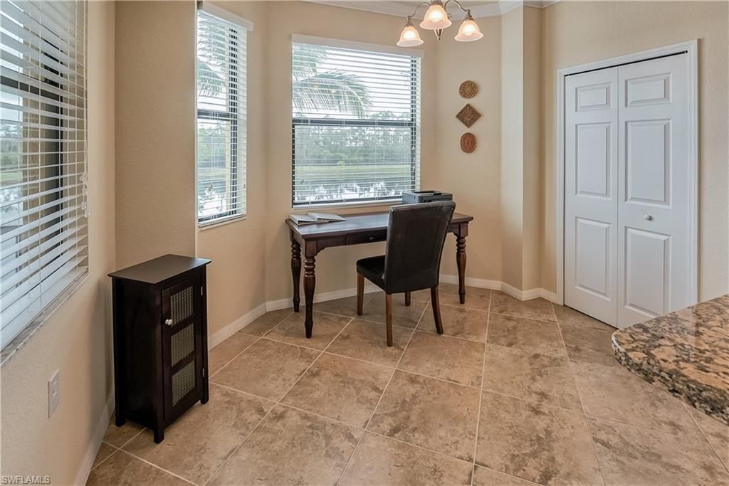 9735 Acqua Ct, Unit 622, Naples, FL 34113 Photo