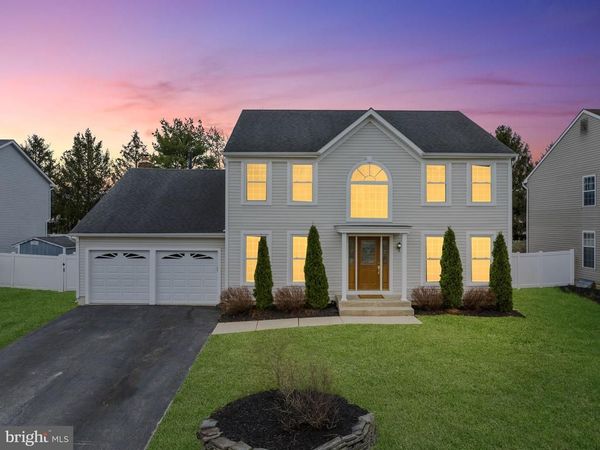 17 CATTELL DRIVE, SICKLERVILLE, NJ 08081