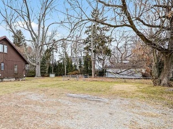 Francis St, St. Clair Shores, MI 48082