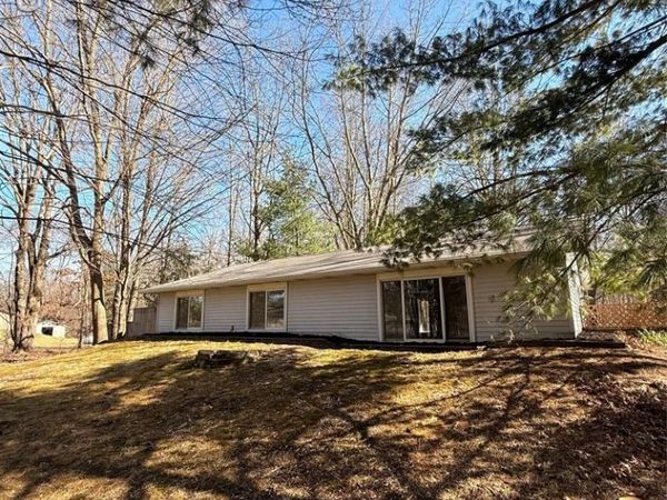 510 E Golden Pond Road, Lincoln Twp, MI 48642