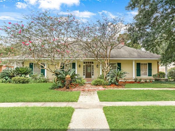 621 W Woodruff Dr, Baton Rouge, LA 70808