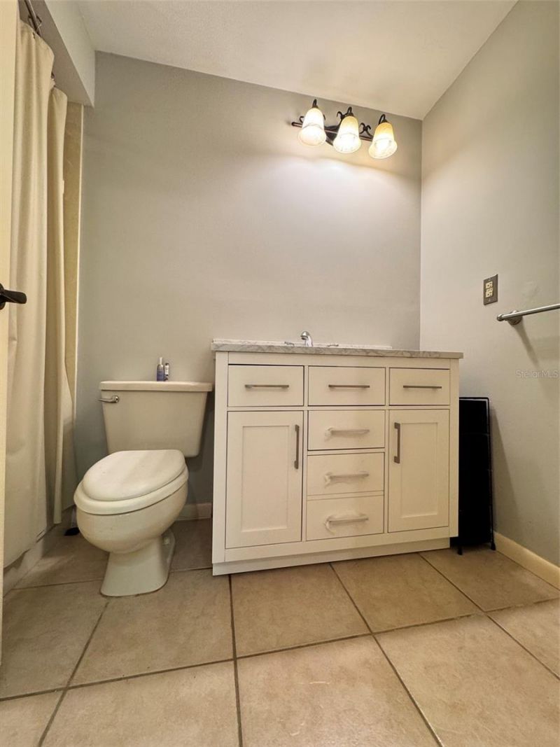 5924 Clubside Drive, Sarasota, FL 34243 Photo
