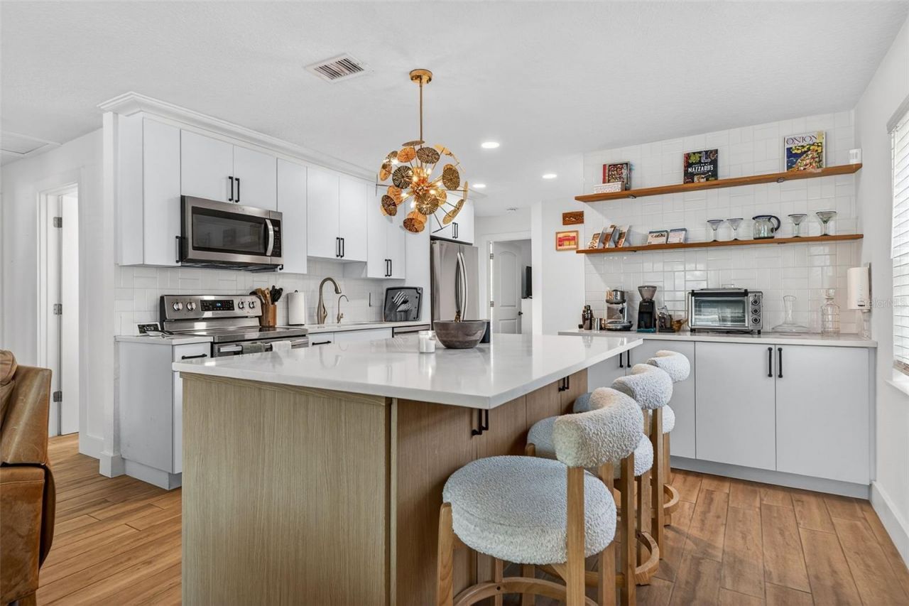 3911 14th Avenue N, Saint Petersburg, FL 33713 Photo